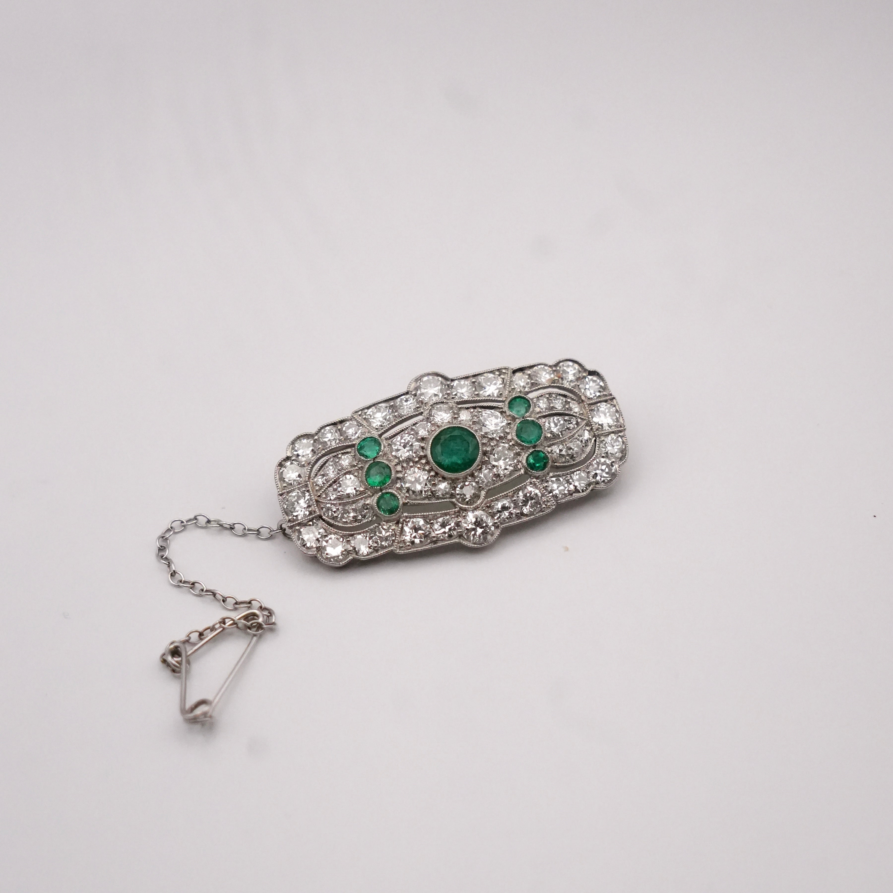 Art Deco Colombian Emerald & Old European Cut Diamond Platinum Brooch